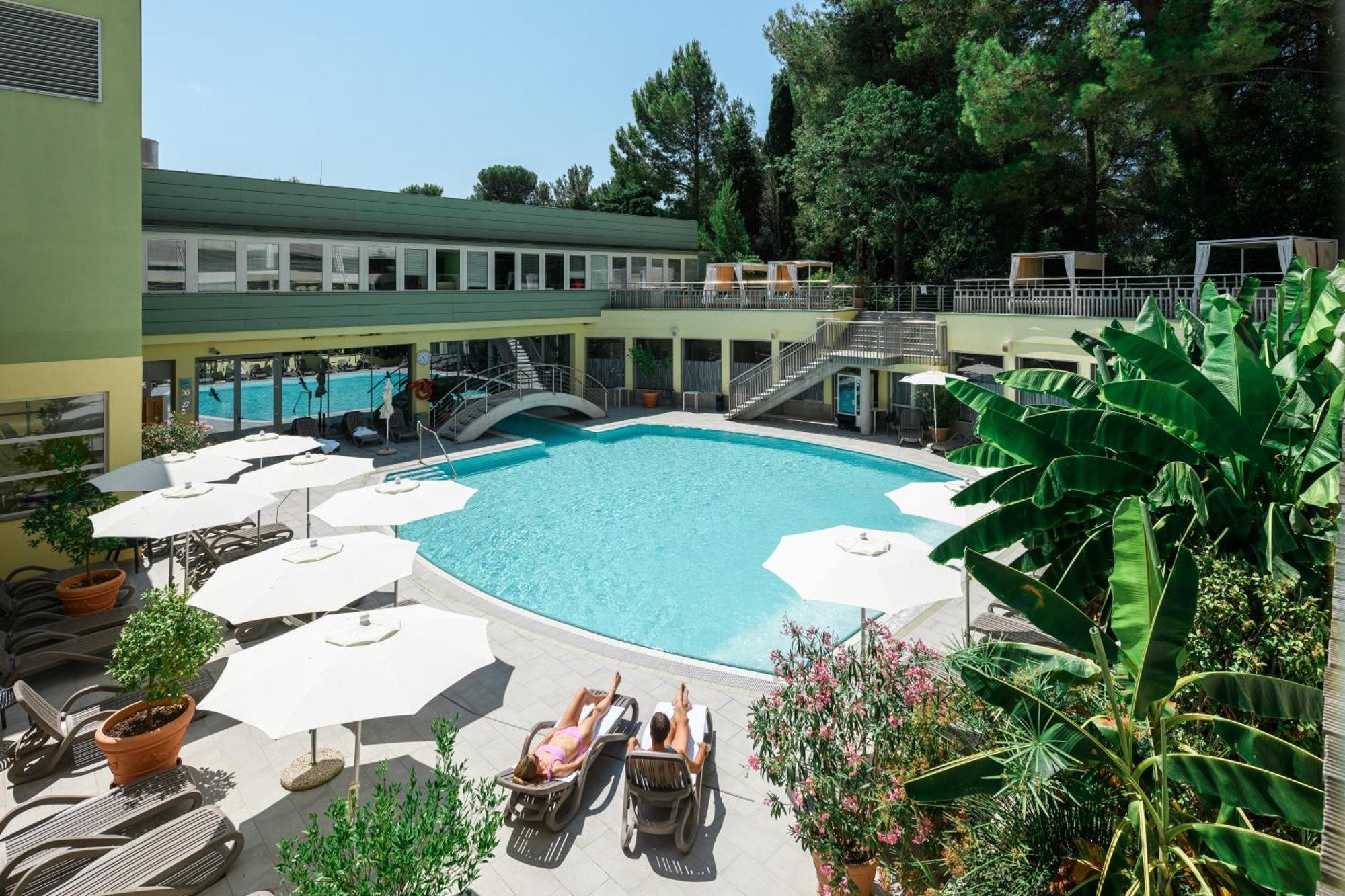 Hotel Laguna Deluxe - Terme Krka Strunjan Exterior foto